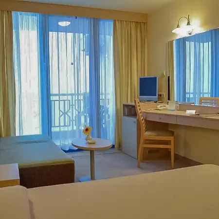 Slavuna 4* Albena