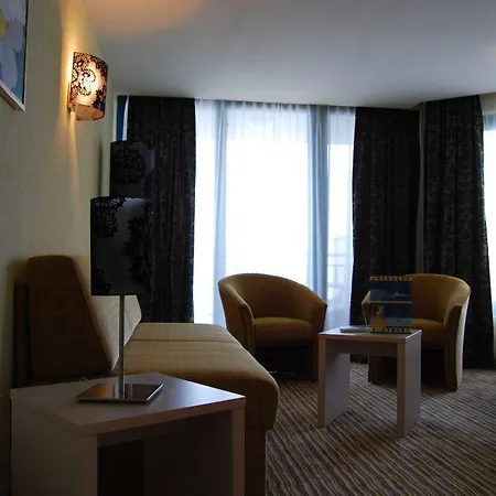 Slavuna Hotel 4*